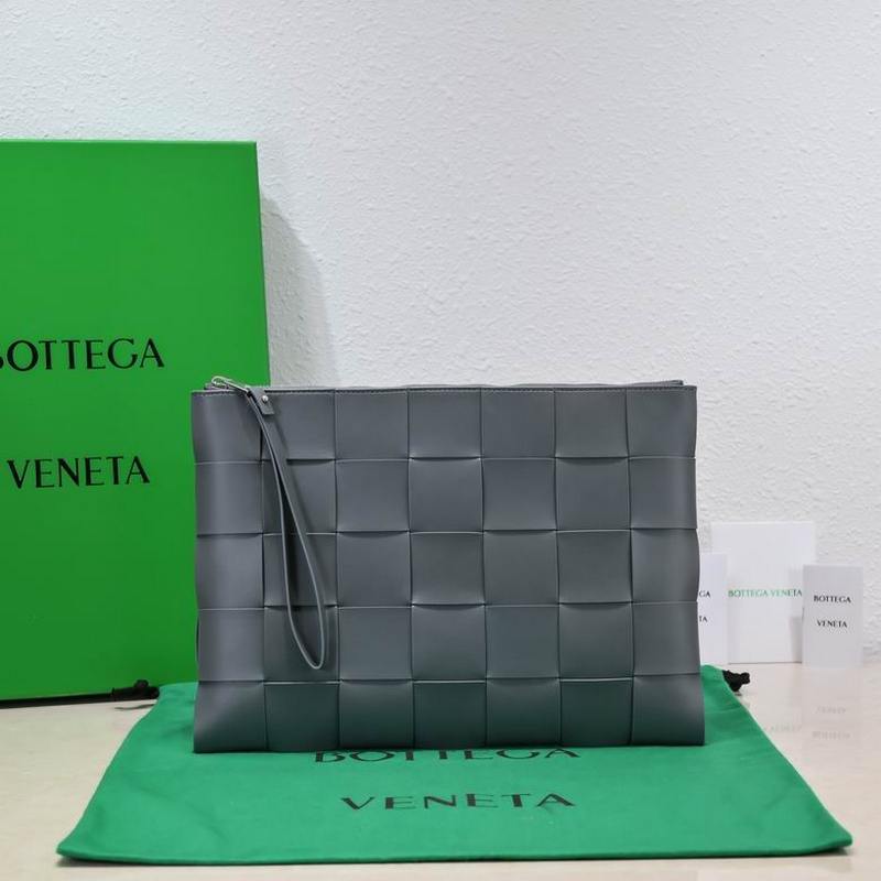 Bottega Veneta Wallet 24